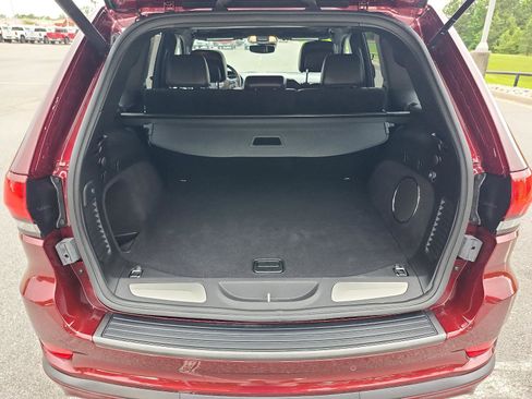 Used 2019 Jeep Grand Cherokee High Altitude AWD/4WD image 11