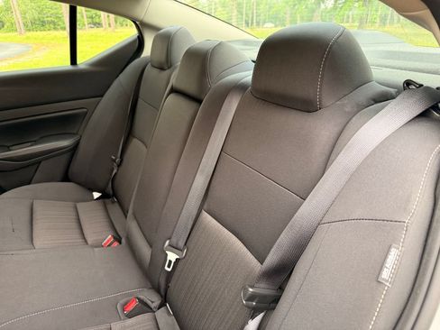 Used 2024 Nissan Altima 2.5 SV FWD image 26