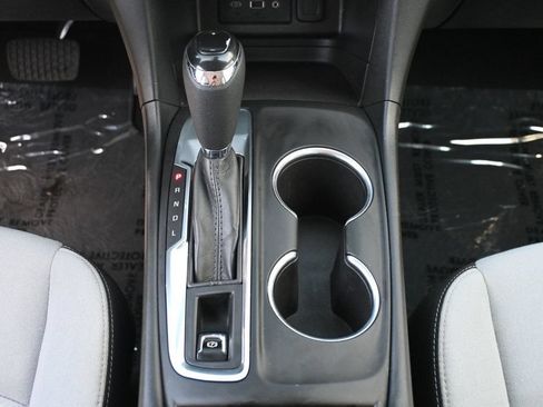 Used 2020 Chevrolet Equinox LS FWD image 14
