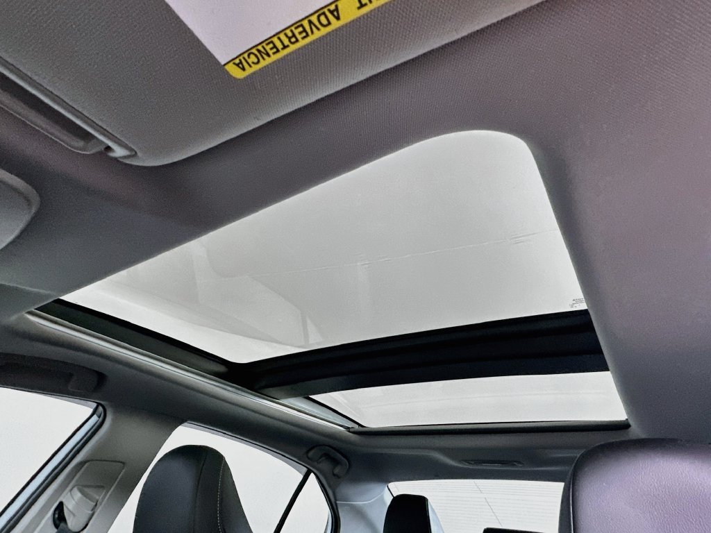 Used 2021 Toyota Camry XSE FWD image 21