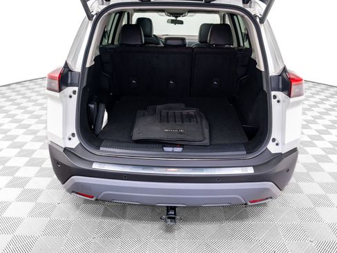 Used 2023 Nissan Rogue SV w/ SV Premium B Package image 29