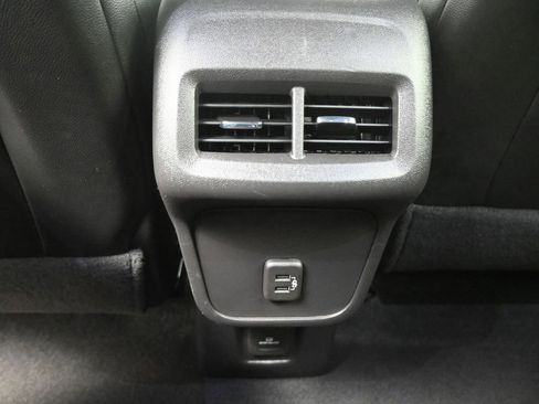 Used 2024 Chevrolet Equinox RS image 22