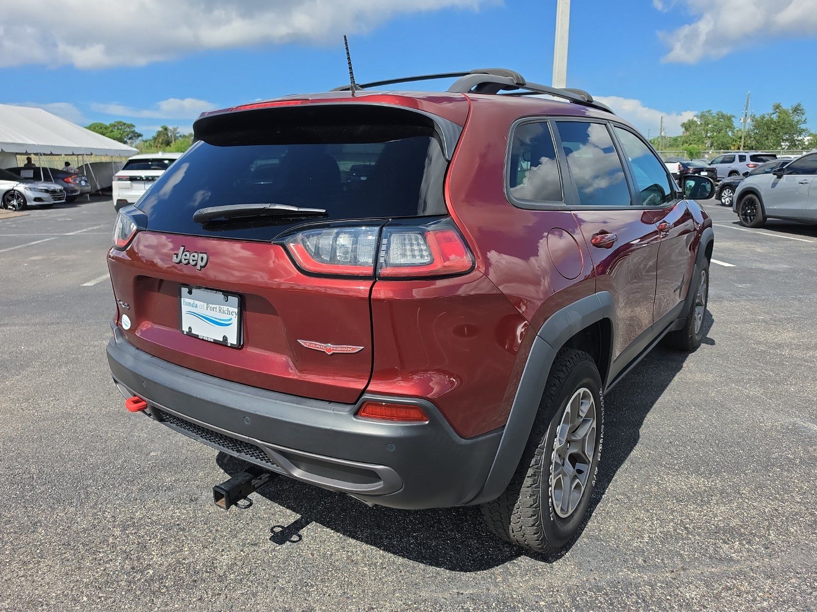 Used 2021 Jeep Cherokee Trailhawk w/ Sun, Sound & Nav Group AWD/4WD image 4