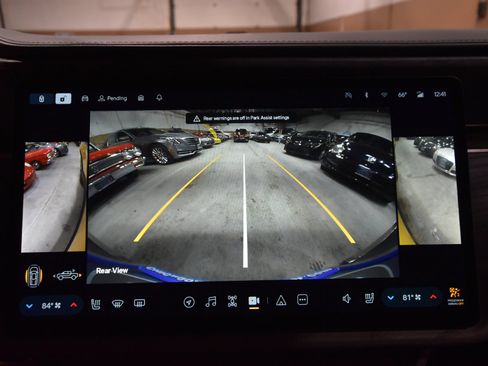 Used 2022 Rivian R1T Adventure image 38