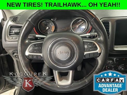 Used 2019 Jeep Compass Trailhawk w/ Cold Weather Group AWD/4WD image 14