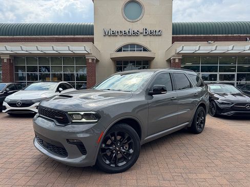 Used 2023 Dodge Durango GT RWD image 1