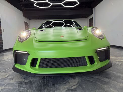 Used 2019 Porsche 911 GT3 RS RWD image 8