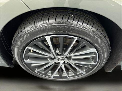 Certified 2023 Lexus ES 350 w/ Premium Package image 12