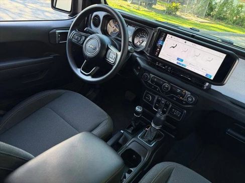 Certified 2026 Jeep Wrangler Unlimited Sport AWD/4WD image 10