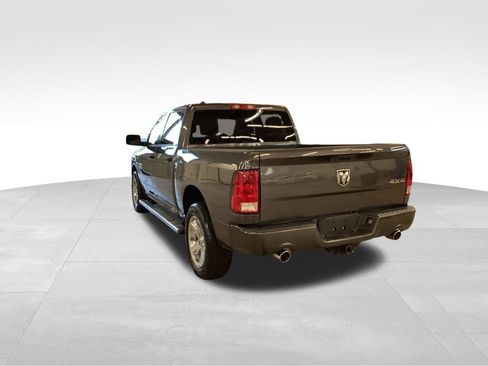 Used 2015 RAM 1500 Express AWD/4WD image 3
