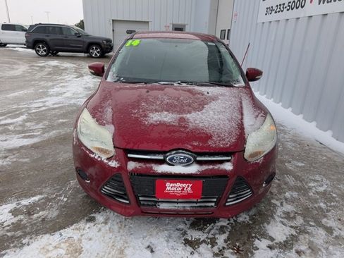 Used 2014 Ford Focus SE image 30