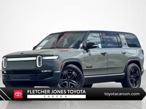 Used 2023 Rivian R1S Launch Edition image 1