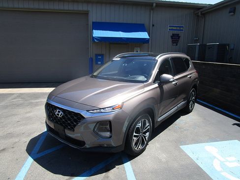 Used 2019 Hyundai Santa Fe AWD image 1