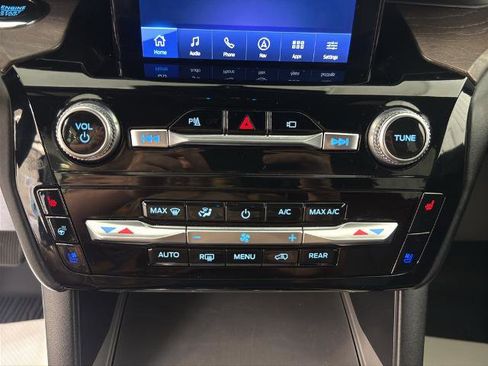 Certified 2023 Ford Explorer Platinum w/ Technology Package AWD/4WD image 5