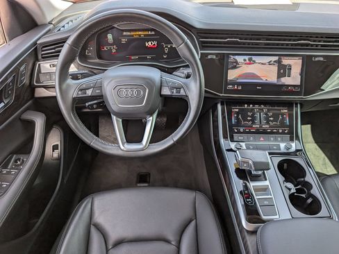 Used 2023 Audi Q8 Premium Plus w/ Premium Plus Package AWD/4WD image 10