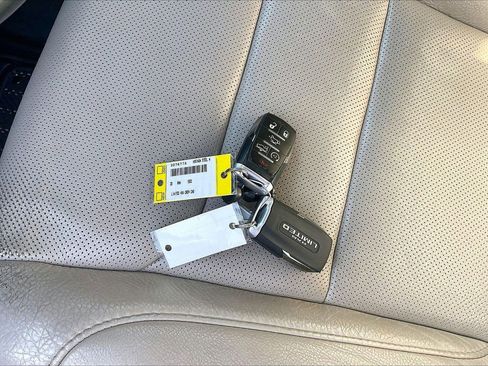 Used 2020 RAM 1500 Limited image 35