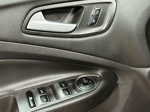 Used 2014 Ford Escape SE w/ Equipment Group 201A image 19