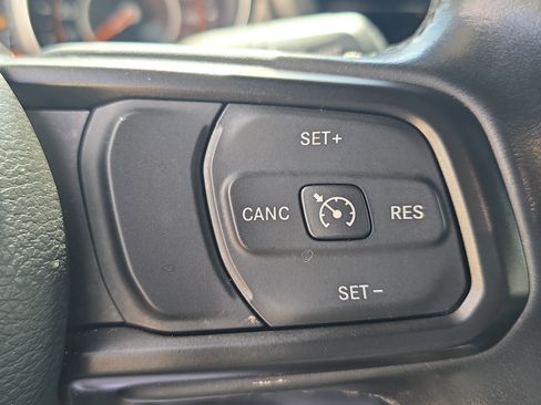 Used 2022 Jeep Wrangler Unlimited Sport AWD/4WD image 27