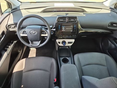 Used 2016 Toyota Prius Two FWD image 27
