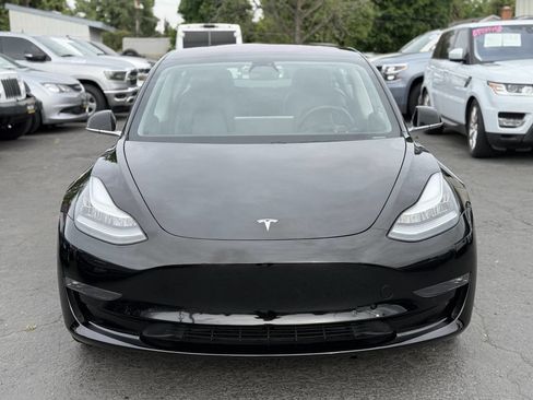 Used 2018 Tesla Model 3 Long Range image 2