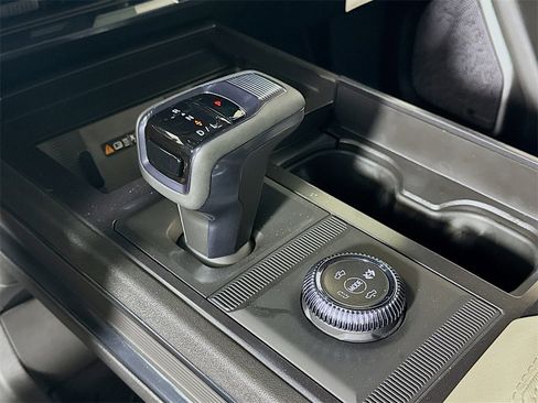 New 2026 GMC Hummer EV 2X image 11