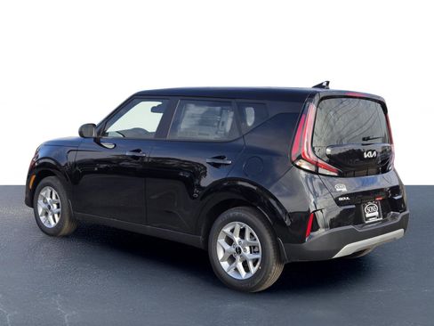 New 2025 Kia Soul LX image 11