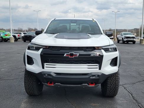 New 2026 Chevrolet Colorado ZR2 AWD/4WD image 3