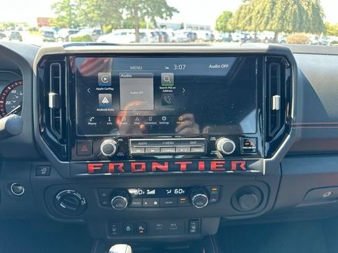 Certified 2025 Nissan Frontier PRO-4X w/ Pro Premium Package AWD/4WD image 31