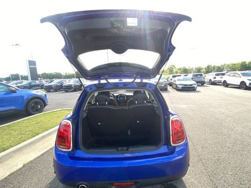 Used 2021 MINI Cooper 2-Door Hardtop FWD image 9