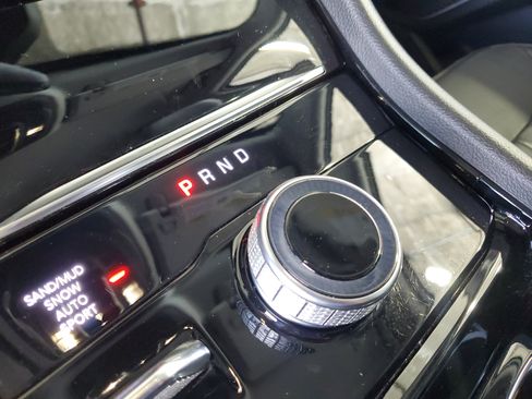 Certified 2022 Jeep Grand Cherokee L Limited AWD/4WD image 29