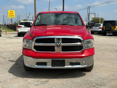 Used 2017 RAM 1500 Classic SLT image 2