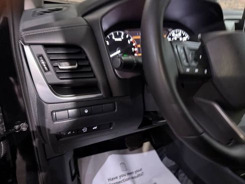 Certified 2025 Nissan Rogue SV image 13