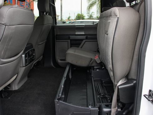 Used 2018 Ford F250 XLT w/ XLT Premium Package image 37