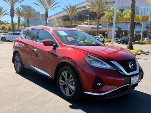 Used 2020 Nissan Murano Platinum w/ Cargo Package FWD image 2