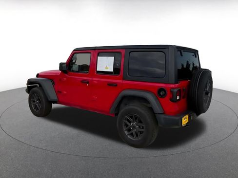 Used 2025 Jeep Wrangler Unlimited Sport AWD/4WD image 9