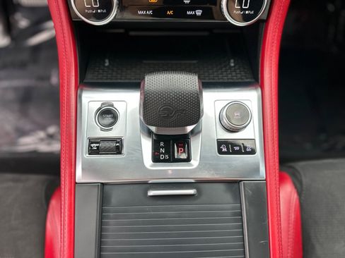 Used 2021 Jaguar F-PACE SVR AWD/4WD image 31