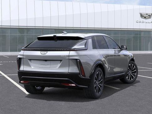 New 2026 Cadillac Lyriq Sport image 4