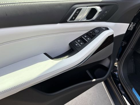 Used 2026 BMW X5 xDrive40i image 14