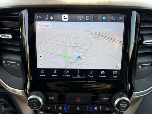 Certified 2022 RAM 1500 Laramie AWD/4WD image 18