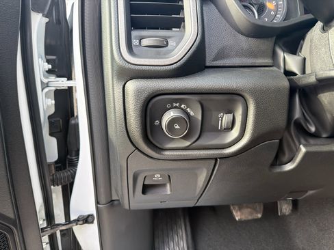 New 2026 RAM 1500 Tradesman AWD/4WD image 19