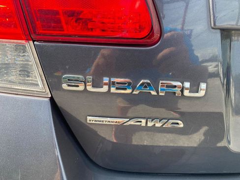 Used 2014 Subaru Legacy 2.5i Premium AWD/4WD image 36