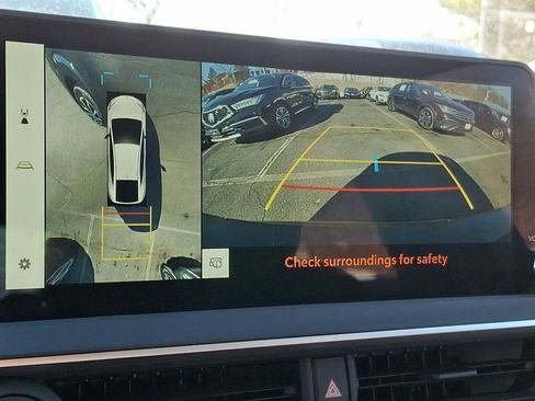 Used 2026 Toyota Prius Plug-In Hybrid w/ Limited Premium Package image 15