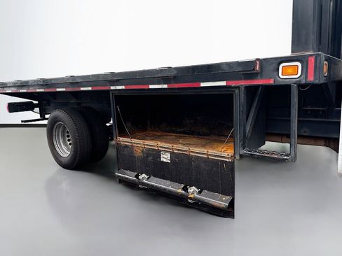 Used 2016 Mercedes-Benz Sprinter 3500 image 25