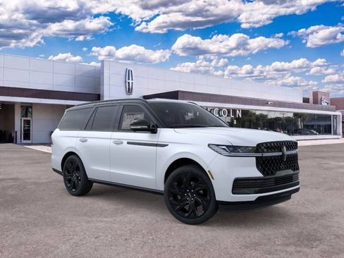 New 2026 Lincoln Navigator Black Label AWD/4WD image 7
