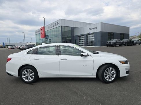 Used 2024 Chevrolet Malibu LT FWD image 14