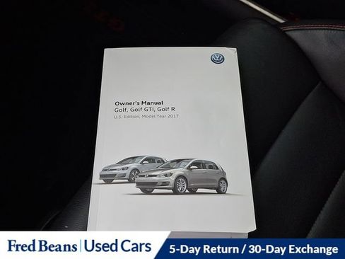 Used 2017 Volkswagen GTI SE image 27