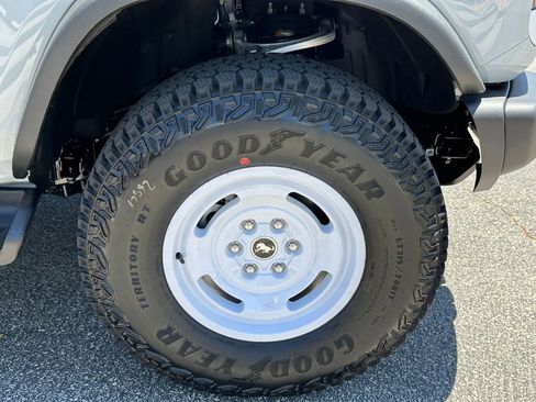 New 2026 Ford Bronco Heritage Edition AWD/4WD image 15
