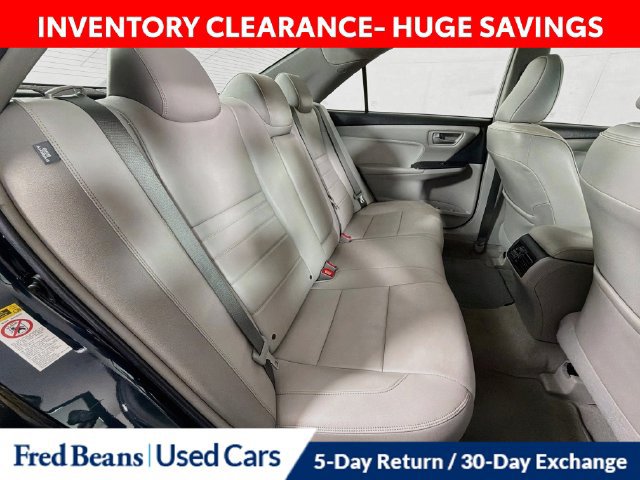 Used 2016 Toyota Camry XLE w/ Moonroof Package FWD image 33