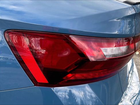 Used 2025 Volkswagen Jetta Sport image 30