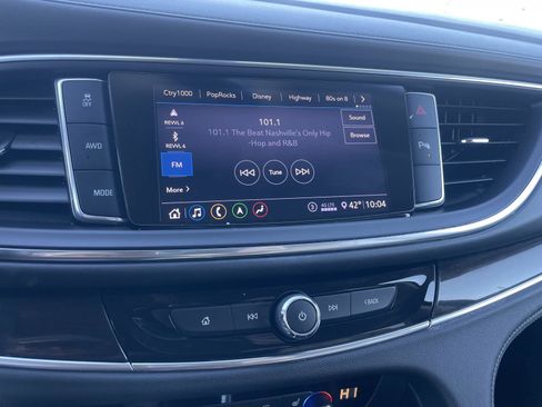 Used 2020 Buick Enclave Essence w/ Sound and Sites Package image 8